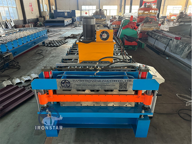 “Double Layer Roll Forming Machine for 5 Rib & 6 Rib Trapezoidal Sheet Galvanized Roof Tile Making Machine Hungary”