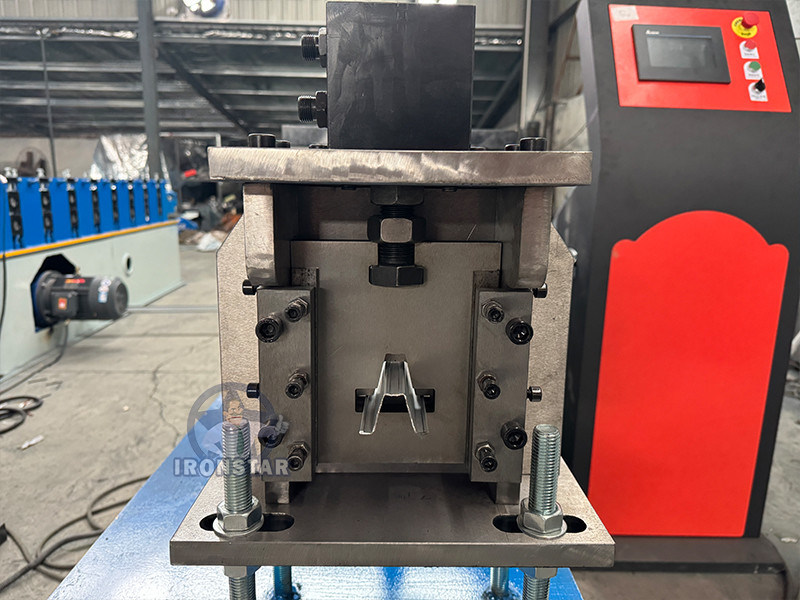 “High Speed Galvanized Omega Batten Omega Channel Top Hat Roll Forming Machine Roof Purlin Forming Machinery Galvanized Steel Top Hat Omega Batten Omega Channel Roll Forming Machine Manufacturer ”