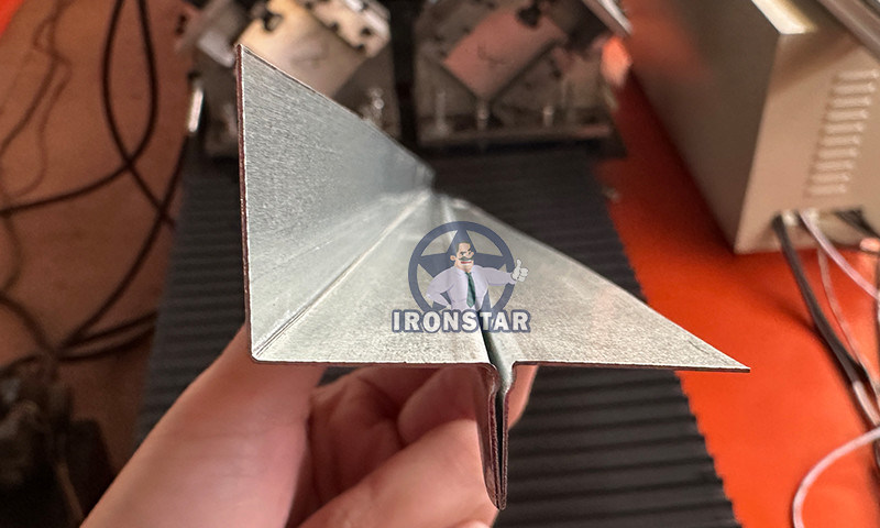 “Middle East Standard Automatic Shadow Wall Angle 2 in 1 Roll Forming Machine in UAE”